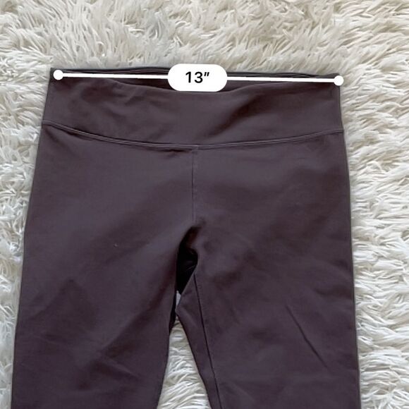 Fabletics workout leggings solid grey capri size small waist pocket - Picture 3 of 6